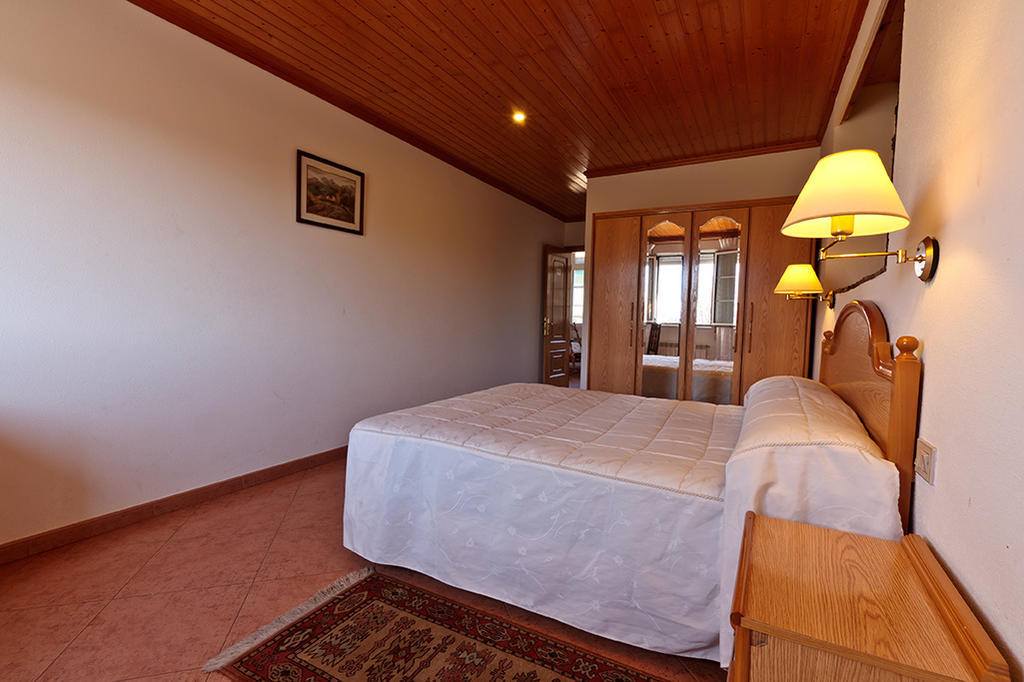 Hostal Casa Cazoleiro Meira  Habitación foto