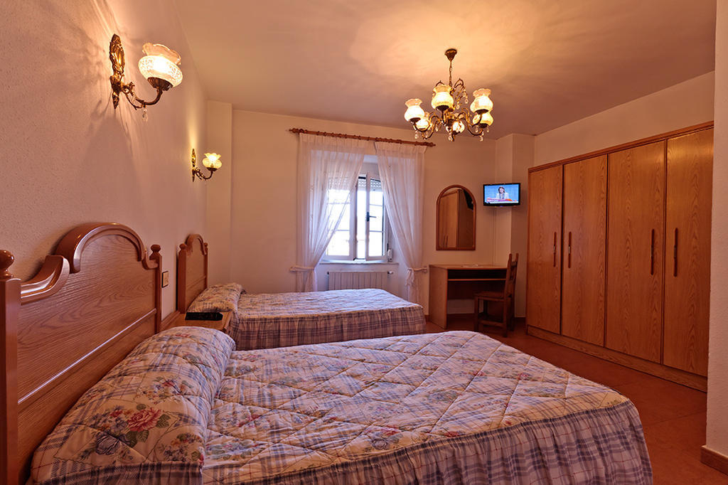 Hostal Casa Cazoleiro Meira  Habitación foto